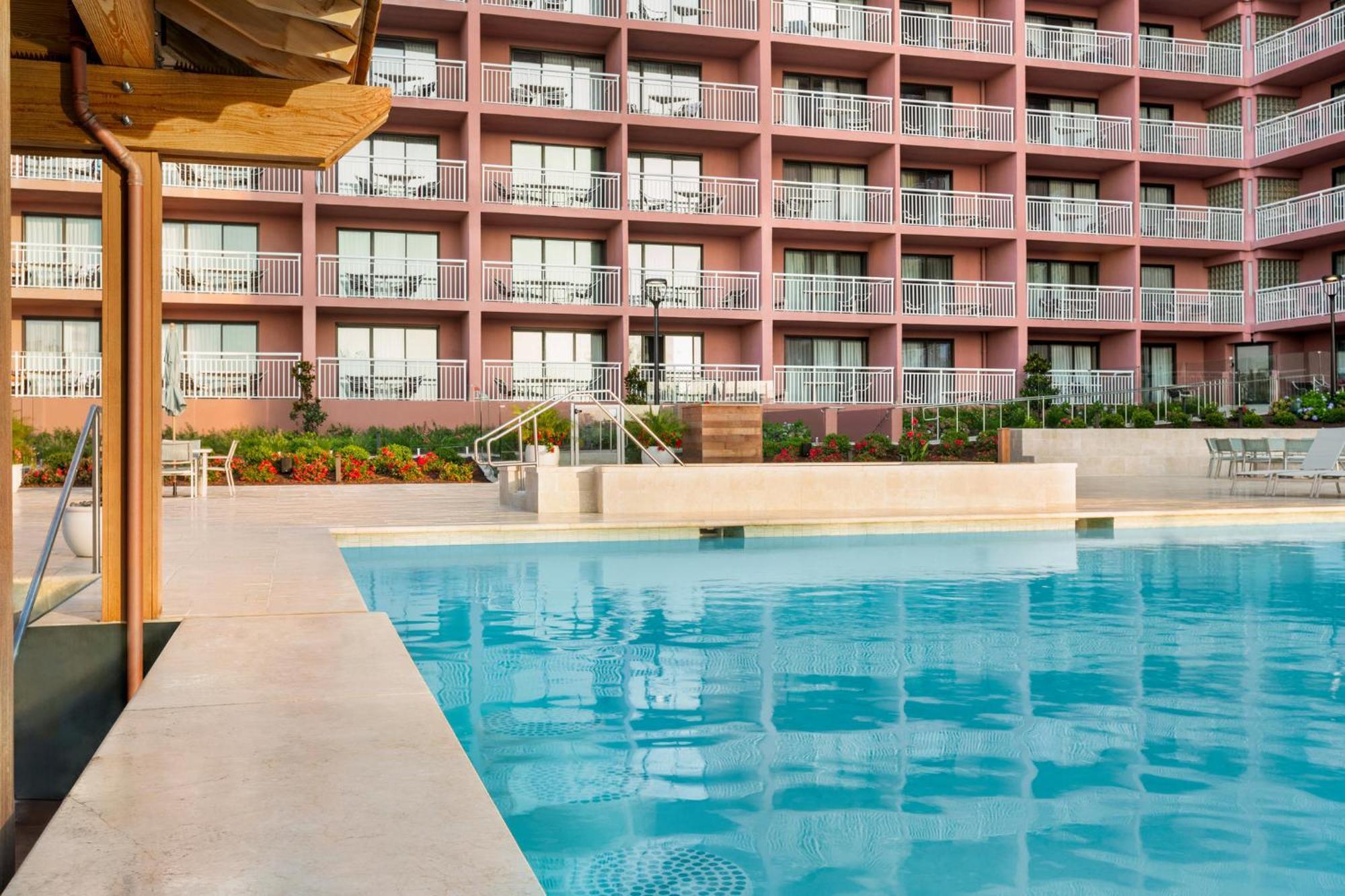 Ocean By Ihg Resort 3*